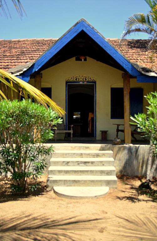 15Lmd Villa In Front Of The Lagoon Batticaloa Kültér fotó